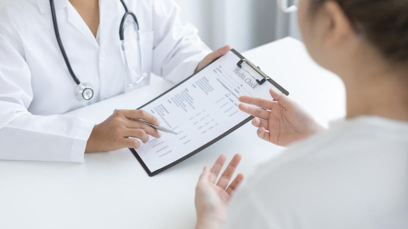 Para o Instituto IBDSocial, a comunicação é chave para construir confiança entre profissionais e pacientes na saúde pública.

