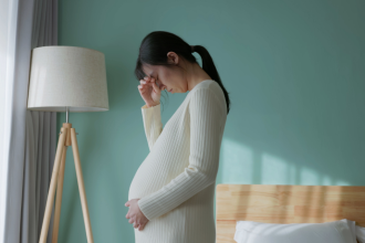 Dra. Thaline Neves explica como a medicina fetal é essencial para proteger mãe e bebê em gestações de alto risco.