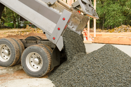 Critérios para escolher corretamente o tipo de brita para a sub-base de pavimentos intertravados, desenvolvido para Valderci Malagosini Machado.
