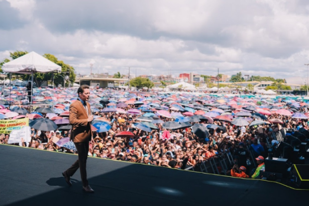 A Non Stop assinou a entrega de um megaevento de impacto nacional com o Bispo Bruno Leonardo em Salvador. (Divulgação Equipe Bispo Bruno Leonardo)
