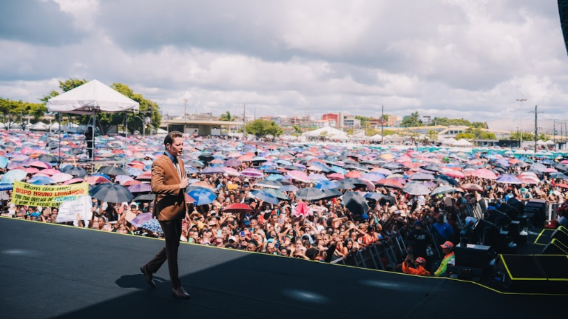 A Non Stop assinou a entrega de um megaevento de impacto nacional com o Bispo Bruno Leonardo em Salvador. (Divulgação Equipe Bispo Bruno Leonardo)