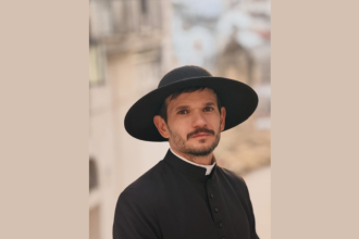 Non Stop convida você a refletir com Padre Patrick sobre entrega e reencontro com Deus.