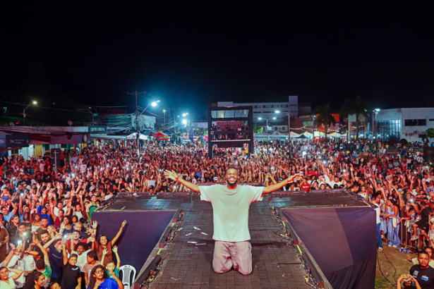 Samuel Eleotério reúne mais de 40 mil pessoas e bate recorde de público na Semana da Cultura Gospel da Bahia.